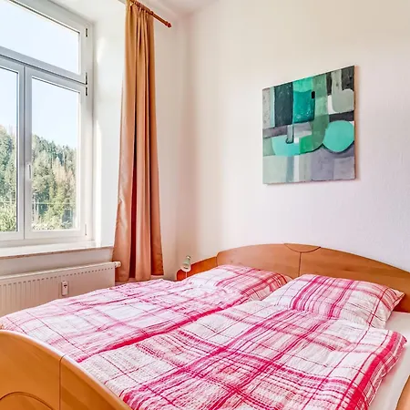 Mountain Bliss In Borstendorf