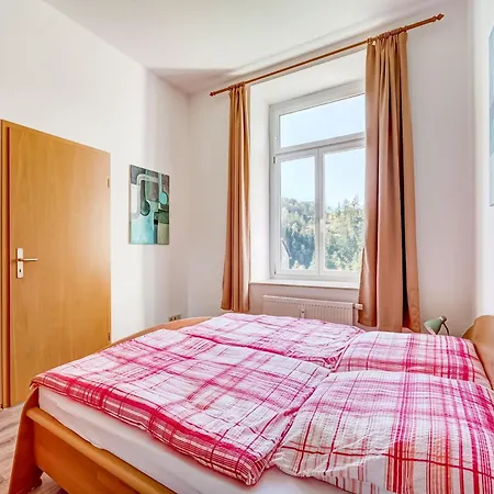 Mountain Bliss In Borstendorf Grunhainichen